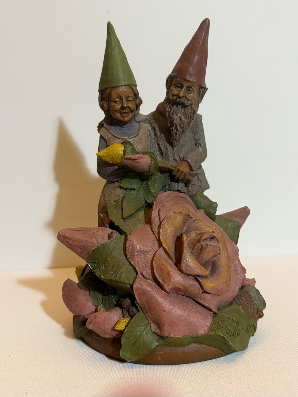 Tom Clark Gnome Cairn Studio "Jp and‎ Violet" - 1988 EUC